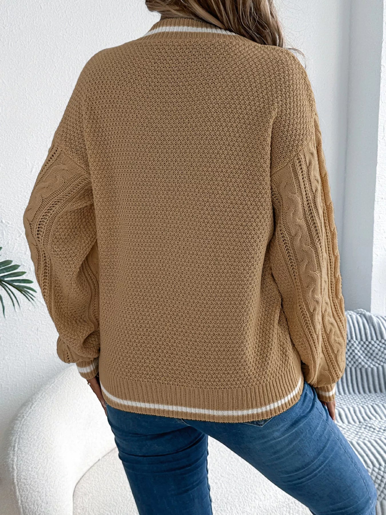 Cable Knit V-Neck Long Sleeve Sweater 