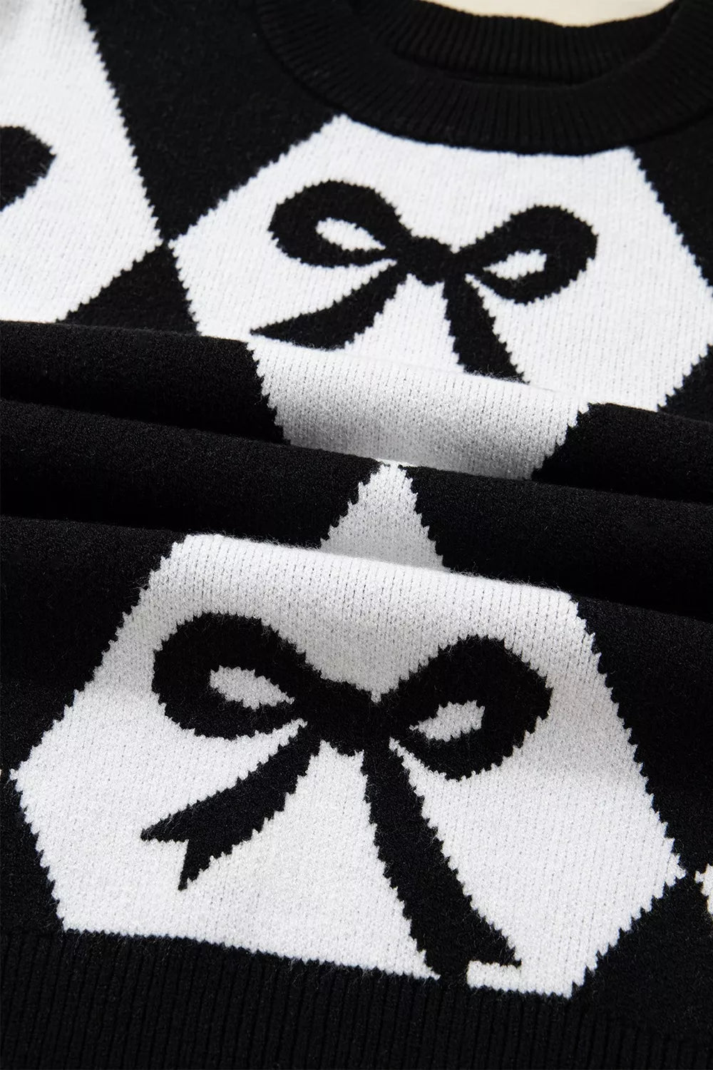 Bow Pattern Long Sleeve Contrast Sweater 