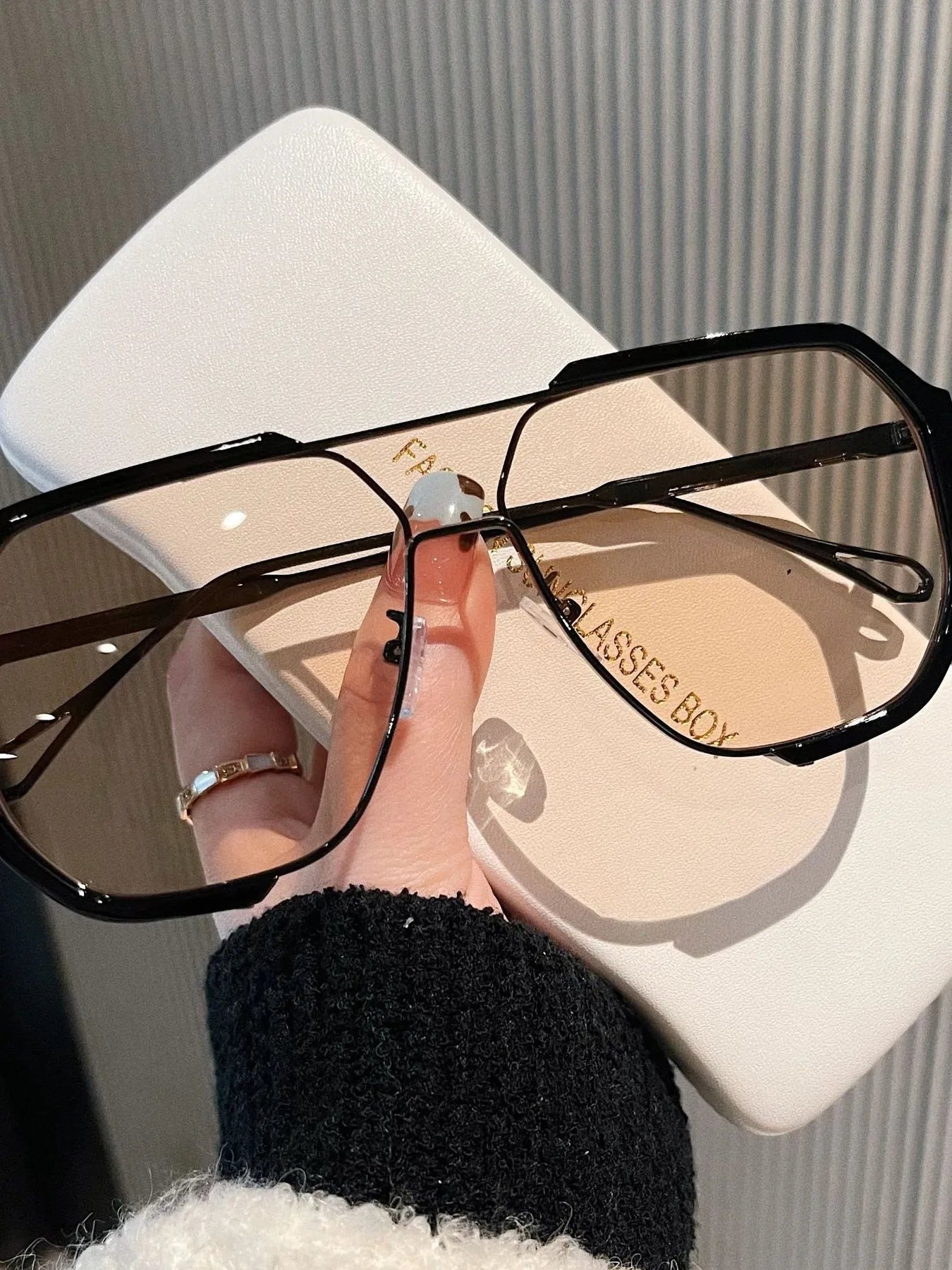 UV Protection Oversized Sunglasses 