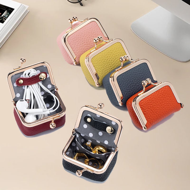 GemGuard™ — Keep Your Treasures Chic, Secure, and Always Ready to Shine 