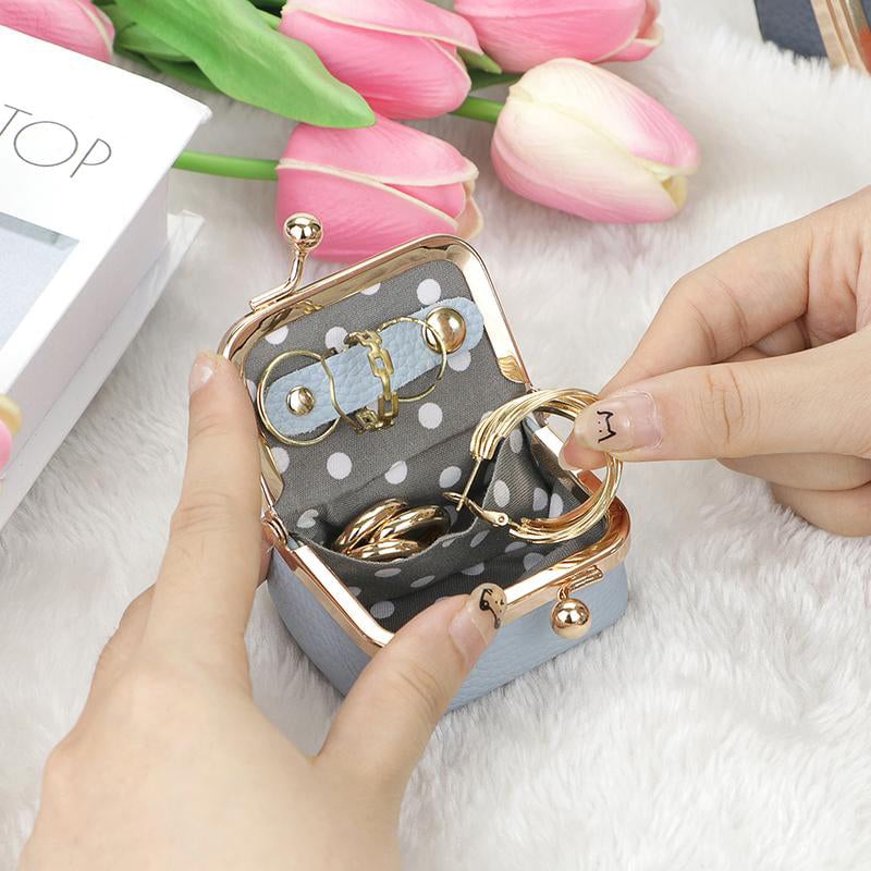GemGuard™ — Keep Your Treasures Chic, Secure, and Always Ready to Shine 