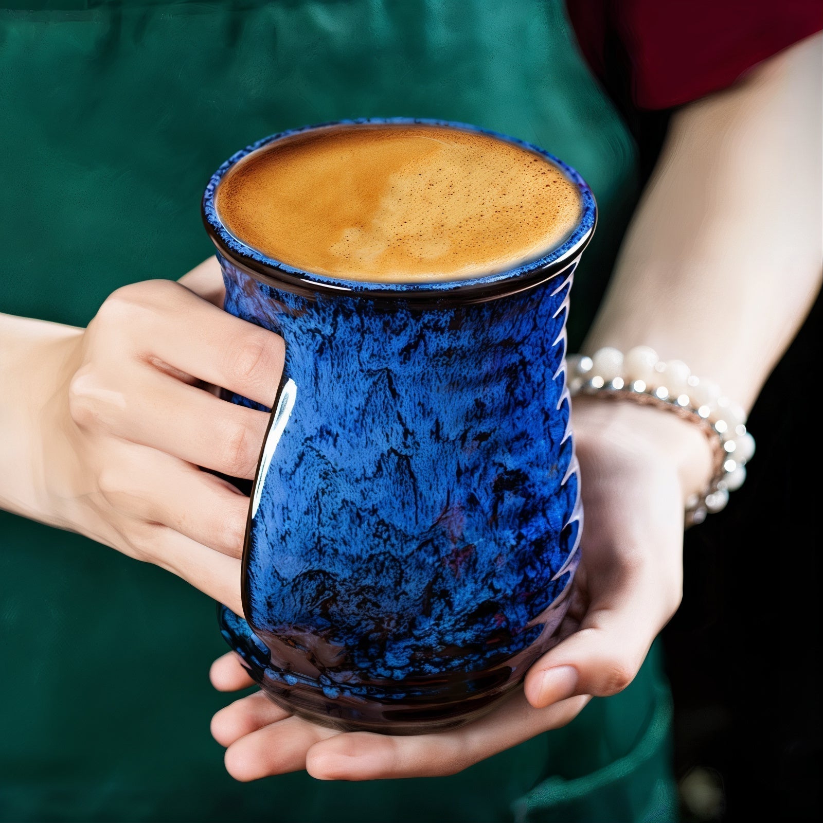 Handcrafted Ceramic Mug with 500ml Capacity – Bold Design and Ergonomic Handle 
