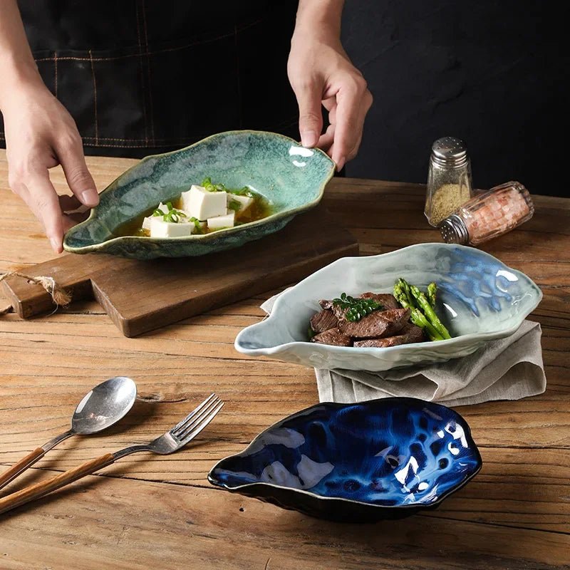 Handcrafted Ceramic Shell Bowl with Ocean-Inspired Glaze – Unique Rippled Design 