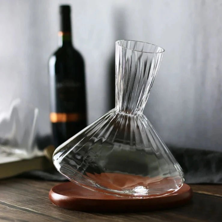Handcrafted Crystal Decanter with Wooden Base – 45 oz Capacity for Enhanced Wine Experience 