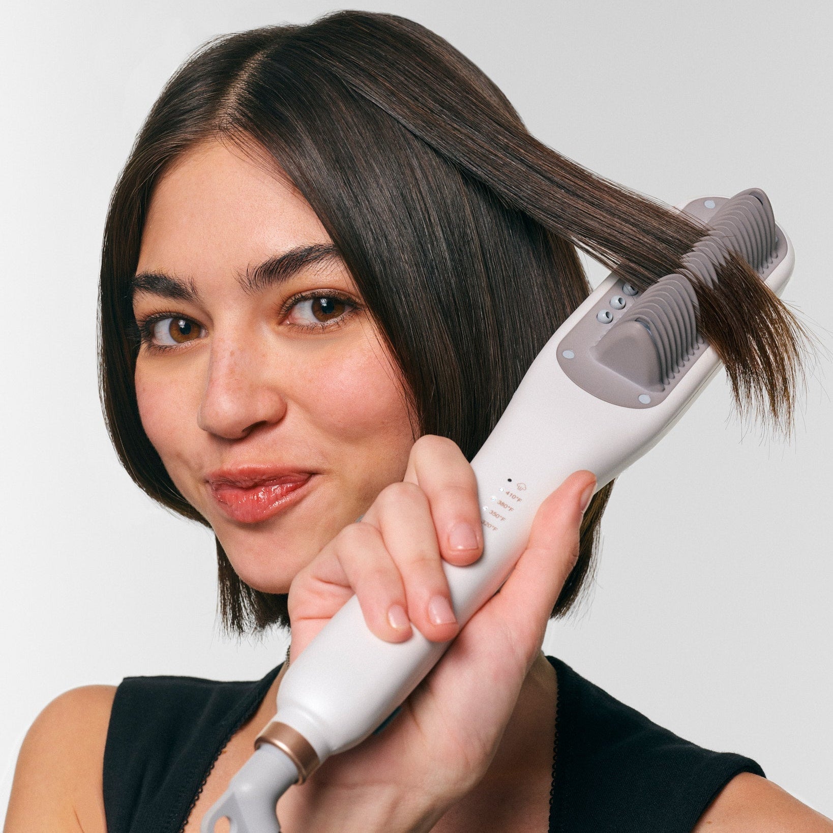 HydroSleek™ — Unleash Silky, Frizz-Free Hair That Turns Heads Instantly 