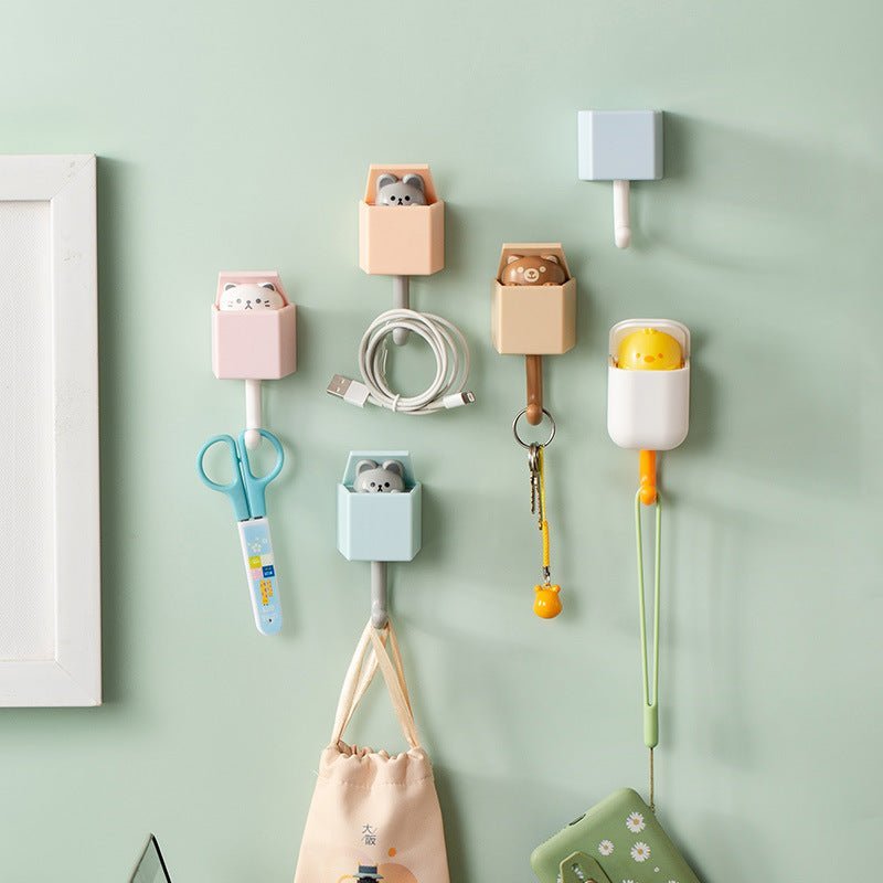 MiloCat — Cute Decorative Pet Hook with Gravity Sensor Technology