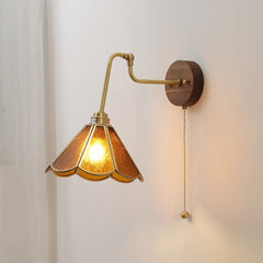 Vintage Brass Wall Light Sconce with Glass Shade – Elegant Indoor Fixture for Living Room and Bedroom