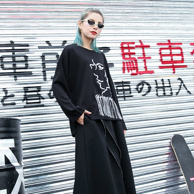 Elegant black t shirt oversize o neck embroider fabric cotton blended t shirt casual tassel baggy t shirt AT-LTP180917