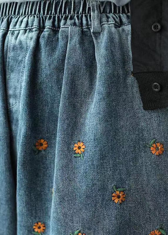 Plus Size Denim Blue Elastic Waist Daisy Embroideried Hole Cotton Straight Pants Summer NZ-CPTS220627