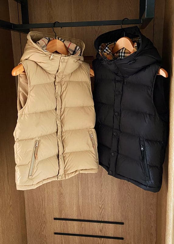 Simple Black Hooded Solid Color Duck Down Puffer Vest Sleeveless GK-VTP220830