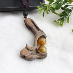 Beaded Vintage Sandalwood Pendant Necklace dylinoshop
