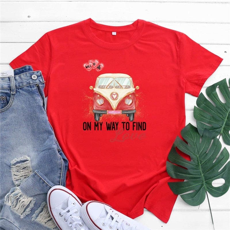 On My Way To Find Love Hippie T-Shirt Buddhatrends