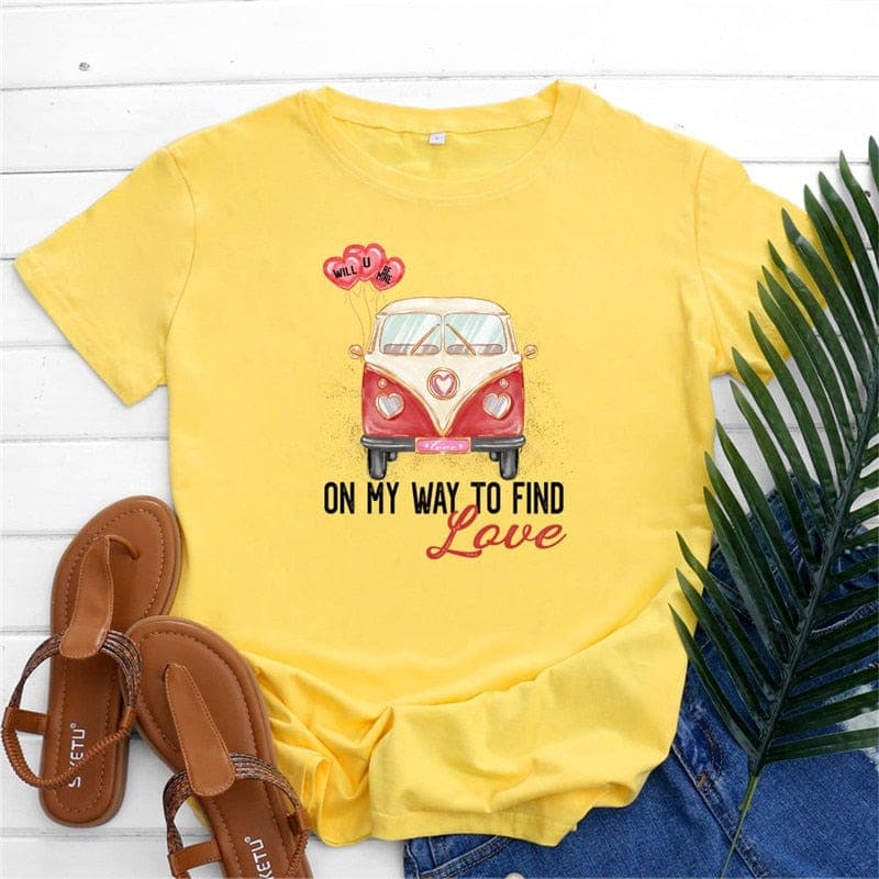 On My Way To Find Love Hippie T-Shirt Buddhatrends