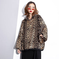 fashion Leopard t shirt Loose fitting hooded clothing tops fine Batwing Sleeve tops AT-LTP181010
